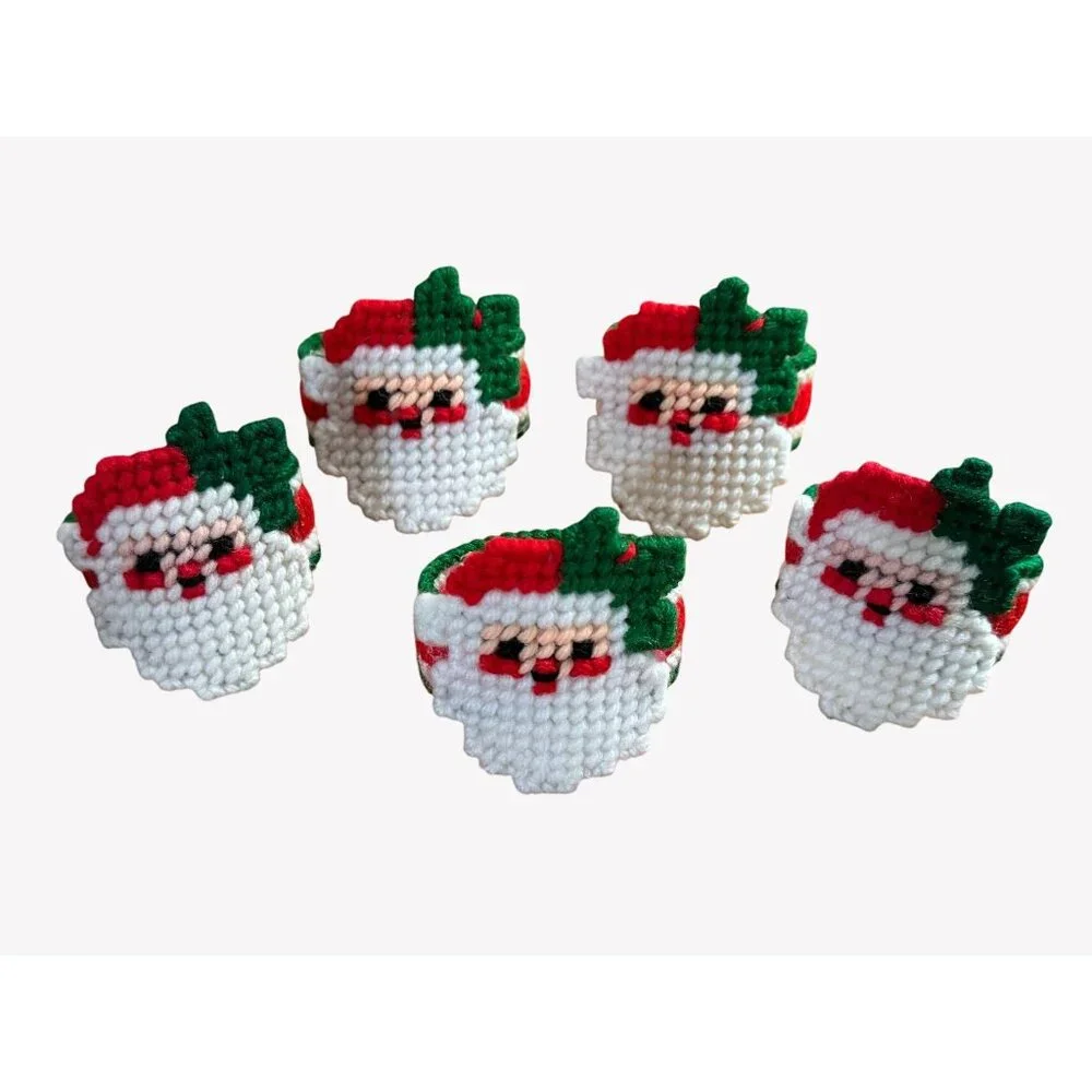 VTG Santa Claus Handmade Plastic‎ Canvas Napkin Rings Set of 5 Needlepoint
